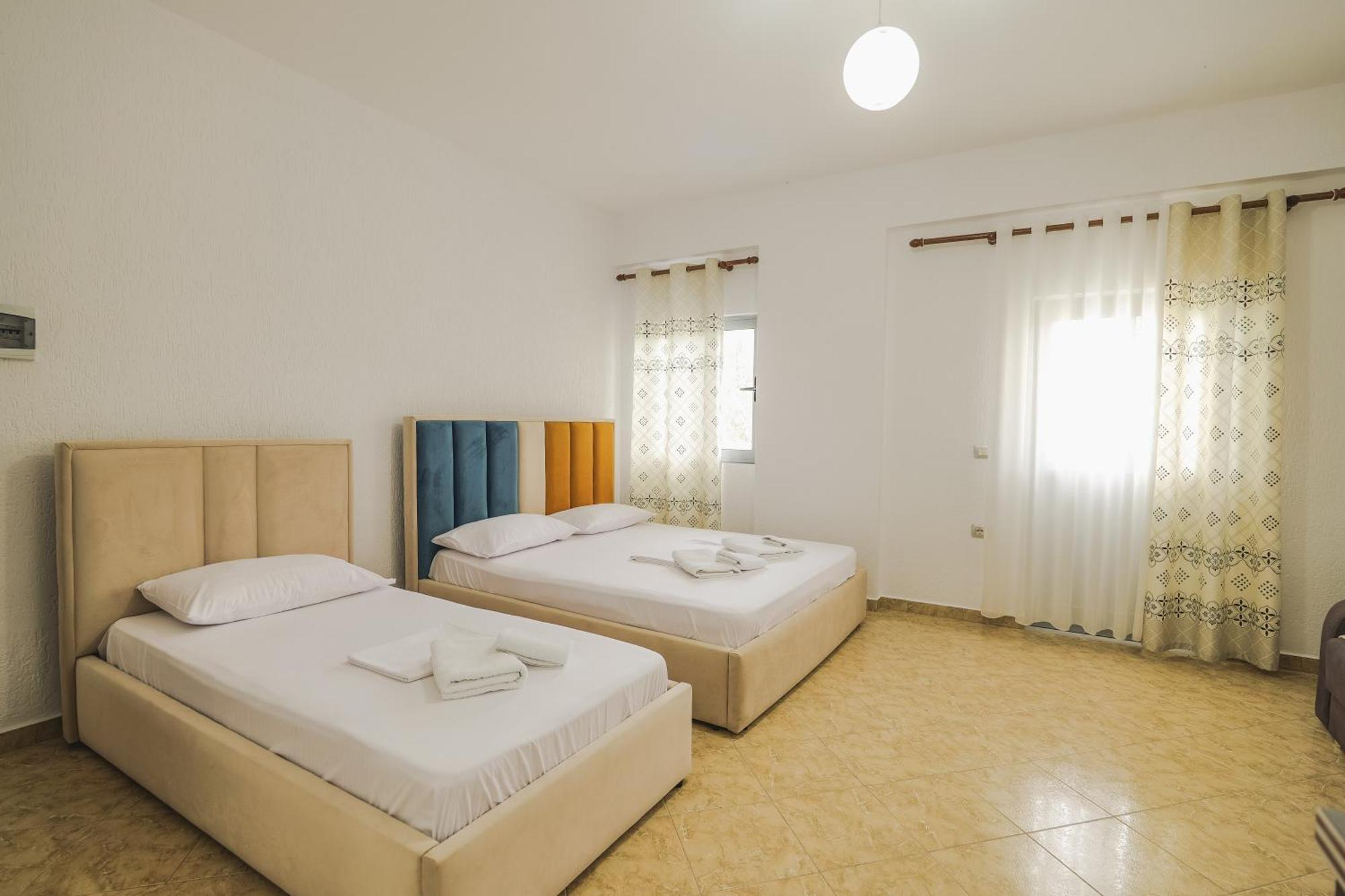 Hotel Renato Ksamil Extérieur photo