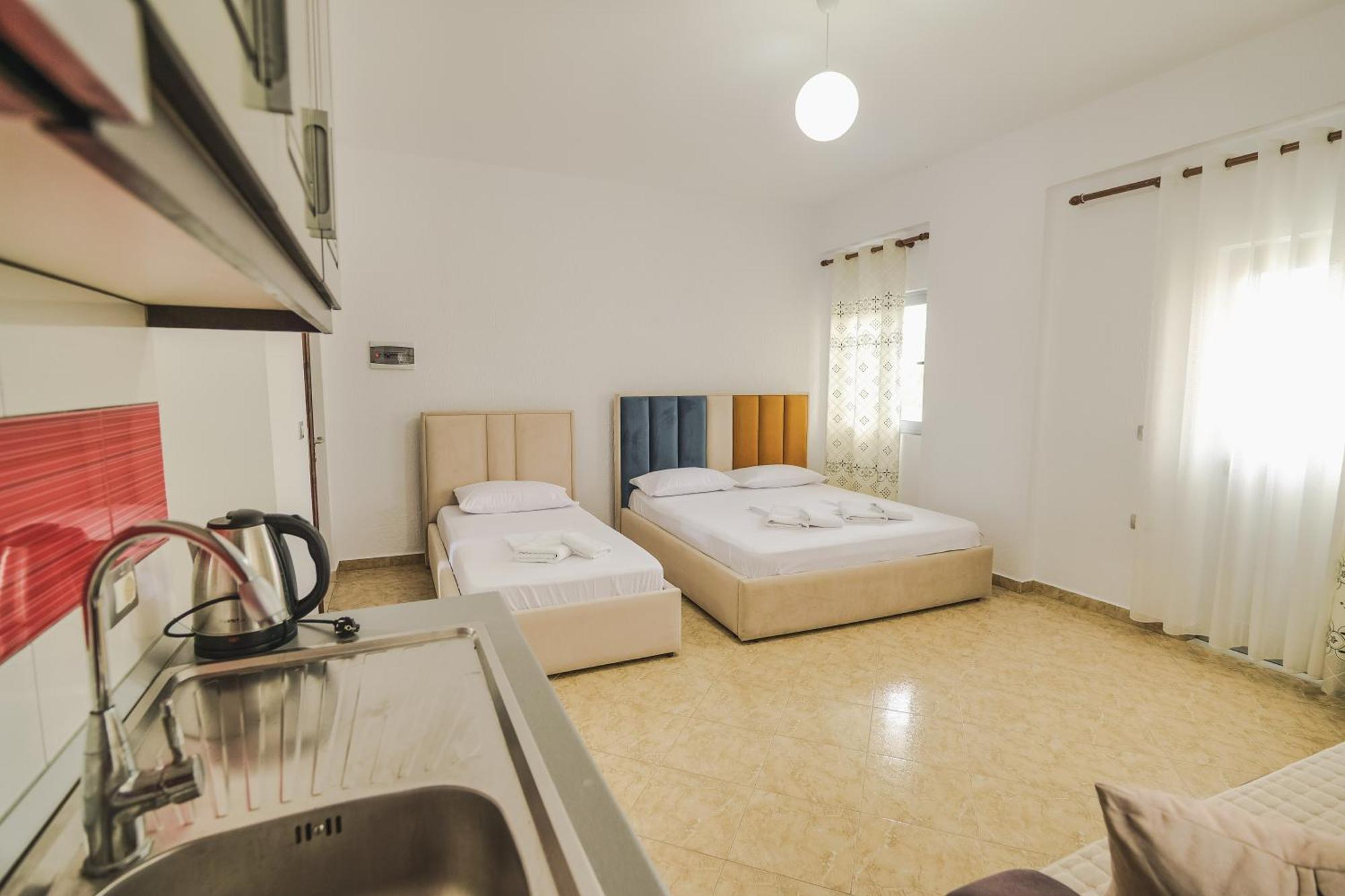 Hotel Renato Ksamil Extérieur photo