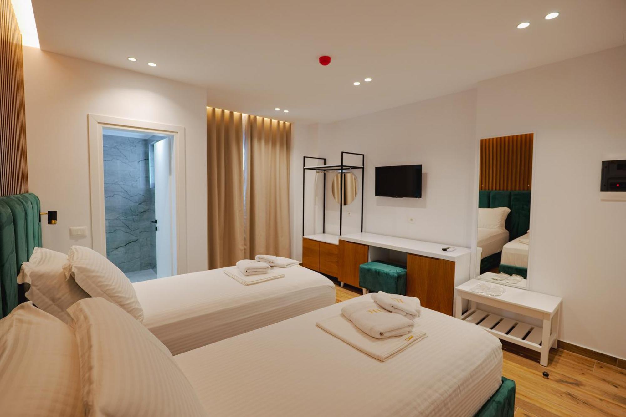 Hotel Renato Ksamil Extérieur photo